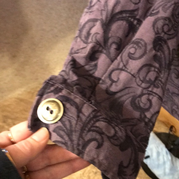 Button up jacket - Picture 3 of 3